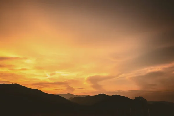 Panorama Bergtal Bei Sonnenaufgang Natürliche Sommer Landschaft Natur Hintergrund — Stockfoto