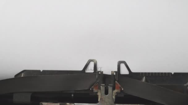 幸せな退役軍人の日にタイプされたヴィンテージタイプライターマシン — ストック動画