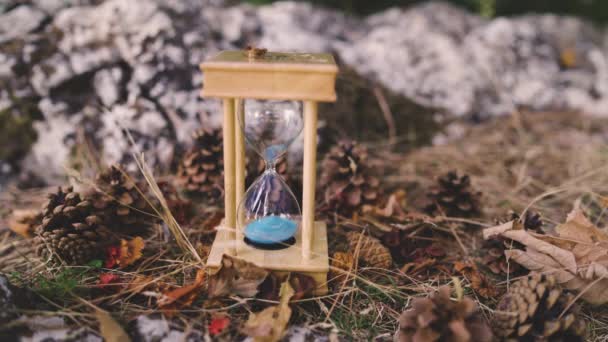 Fall back time change close up — Stock Video