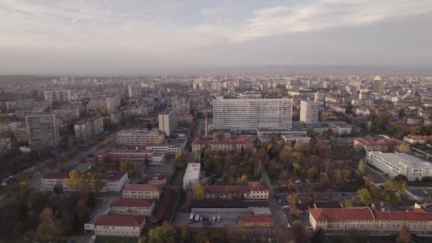 Vista urbana della città di Sofia, vista sul tetto di edifici viventi — Video Stock