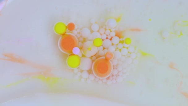 Абстрактная Бело Желтая Оранжевая Разноцветные Чернила Плавающие Фоновая Текстура Высококачественные — стоковое видео