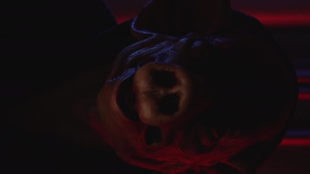 Scary Man Pig Mask Front Mirror Horror Effect Lightening Concept — Vídeo de stock
