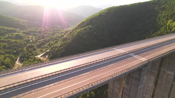 Beautiful Highway Bridge Mountains Cars Driving Viaduct Summer Traffic Aerial — Stock videók