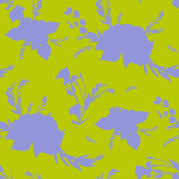 Patrón con siluetas púrpuras de flores de hortensias y ramas de eustoma sobre un fondo verde —  Fotos de Stock