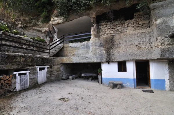 Cliff dwellings — Stock Photo, Image