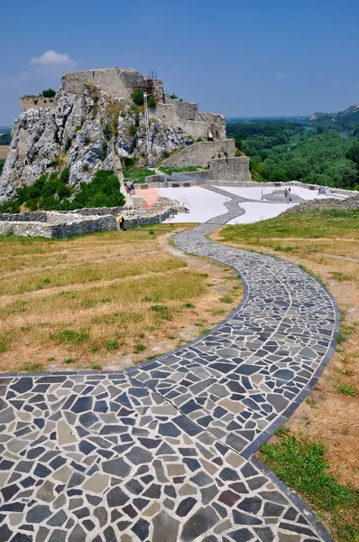 Rovine del Castello di Devin — Foto Stock