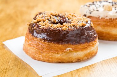 iki cronuts