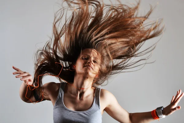 Mooie fitness vrouw dansen, studio shot — Stockfoto