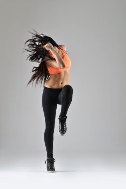 güzel genç dansçı