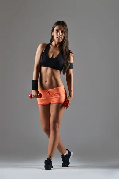 Mooie fitness vrouw — Stockfoto