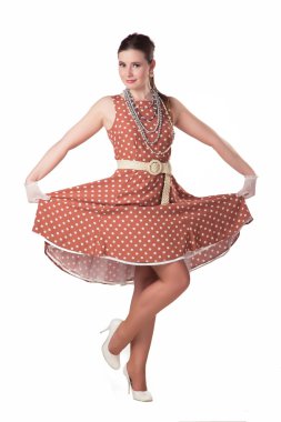 polka dot elbiseli kız