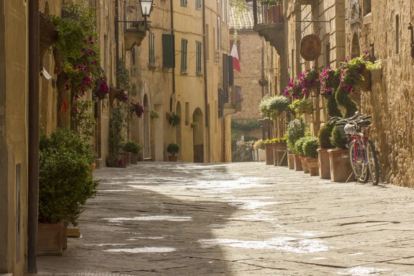 Старая улица Тосканы — стоковое фото