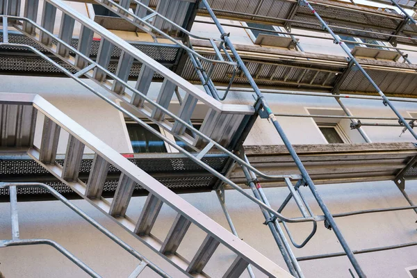 Quadro Andaimes Metal Com Escadas Edifício Construção — Fotografia de Stock