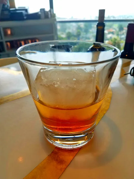 Whiskey Glass Block Ice — Stock Photo, Image