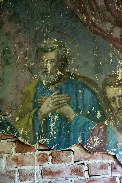 Malowanie Murów Opuszczonej Cerkwi Prawosławnej Kościoła Wsi Nikolo Torzhok Prowincja — Zdjęcie stockowe