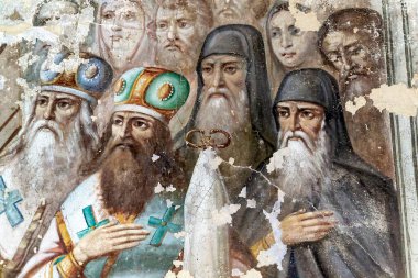 Rusya 'nın Kostroma ilindeki Nikolo-Torzhok köyünün kilisesi olan terk edilmiş bir Ortodoks kilisesinin duvarlarını boyamak. İnşaat yılı 1808. Şu anda tapınak terk edilmiş durumda..