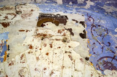 Terk edilmiş bir kilisenin duvarlarında freskler, Rusya 'nın Kostroma eyaletindeki Letter River' daki Pokrovskaya Kilisesi. İnşaat yılı 1792. Şu anda tapınak terk edilmiş durumda..