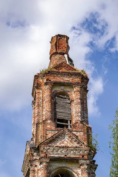 Torre Sino Ortodoxa Abandonada Igreja Pokrovskaya Rio Carta Província Kostroma — Fotografia de Stock