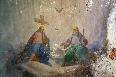Terk edilmiş bir kilisenin duvarlarında freskler, Rusya 'nın Kostroma eyaletindeki Letter River' daki Pokrovskaya Kilisesi. İnşaat yılı 1792. Şu anda tapınak terk edilmiş durumda..