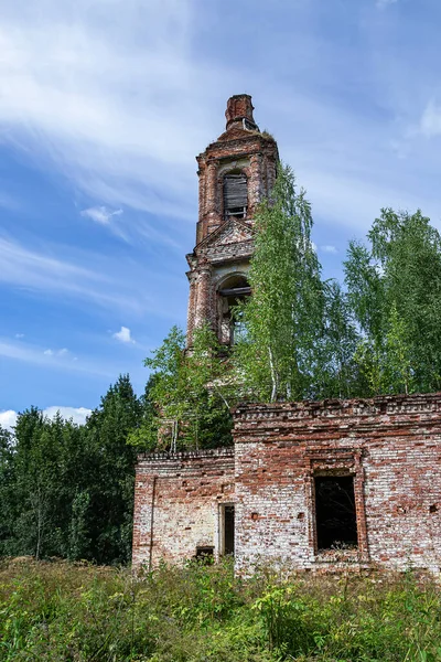 Verlaten Orthodoxe Klokkentoren Pokrovskaja Kerk Aan Rivier Letter Provincie Kostroma — Stockfoto