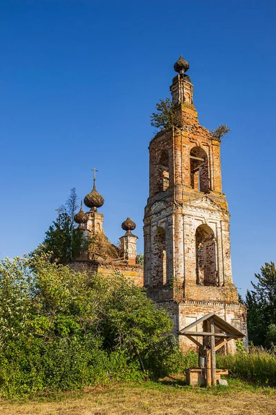 Verlassene Orthodoxe Kirche Kirche Des Dorfes Spasskoje Provinz Kostroma Russland — Stockfoto