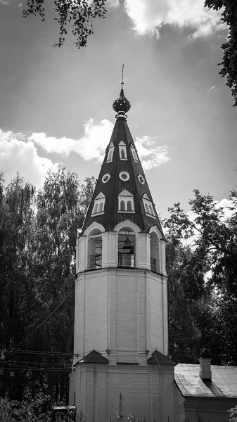 Campanile Della Chiesa Assunta Della Città Ples Sul Fiume Volga — Foto Stock