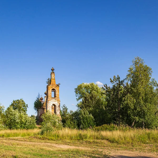 Gamle Ortodokse Kirke Landskab Kirke Landsbyen Spasskoye Kostroma Provinsen Rusland - Stock-foto