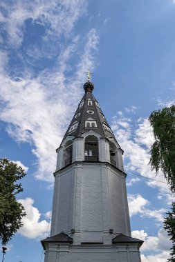 Ples şehrinin Çan Kulesi Volga Nehri, Rusya, Ivanovo bölgesi inşaat yılı 1699.