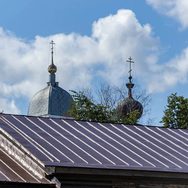 Kupoler Och Kors Den Ortodoxa Kyrkan Antagande Katedralen Mysjkin Jaroslavl — Stockfoto