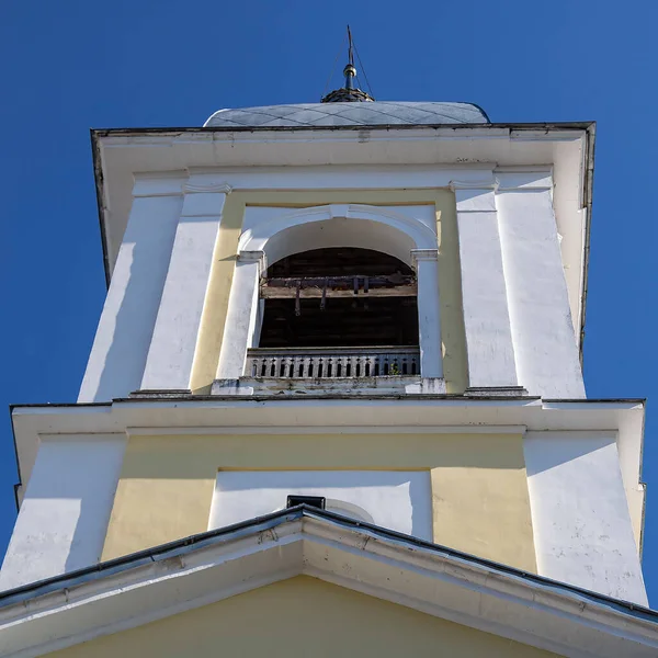 Der Glockenturm Der Orthodoxen Kirche Mariä Himmelfahrt Kathedrale Myschkin Gebiet — Stockfoto