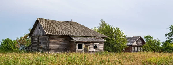 Casas Destruídas Uma Aldeia Abandonada Região Kostroma Rússia — Fotografia de Stock