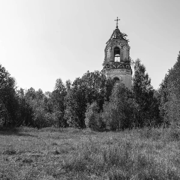 Distrutto Chiesa Ortodossa Paesaggio Arseniev Sloboda Tratto Regione Kostroma Russia — Foto Stock