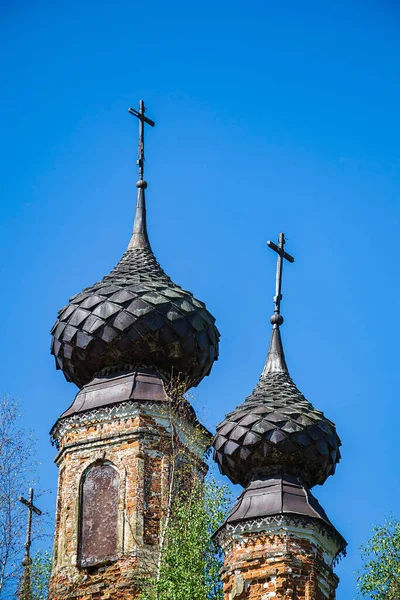 Dômes Croix Une Église Orthodoxe Abandonnée Arseniev Sloboda Région Kostroma — Photo