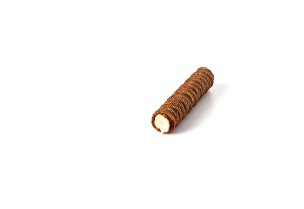 Bruine Wafelrol Geïsoleerd Witte Achtergrond Gebroken Chocoladewafeltjes Sluiten — Stockfoto