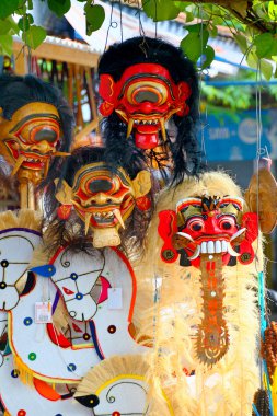 geleneksel Cava maskeleri