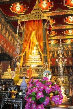 Altın buddha sunak Bangkok