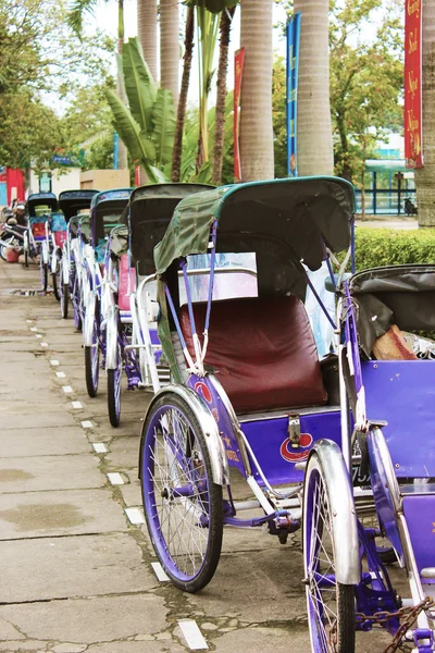 Tradiční rikši v hue, vietnam — Stock fotografie