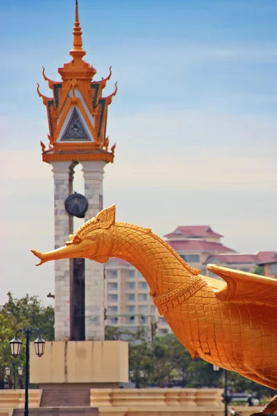 Parque fondo Wat phnom penh —  Fotos de Stock