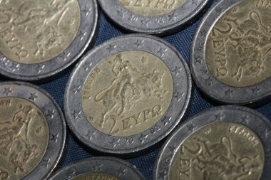 Avro sikkelerinin makro atışları arka planda 2 Euro madeni para yılı 2002 Yunanistan yüksek kaliteli büyük basım