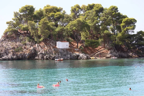 Parga, Yunanistan, 12 Eylül 2022. Arka plan baskılarını araştırıyoruz.