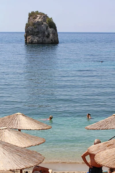 Parga, Yunanistan, 12 Eylül 2022. Arka plan baskılarını araştırıyoruz.