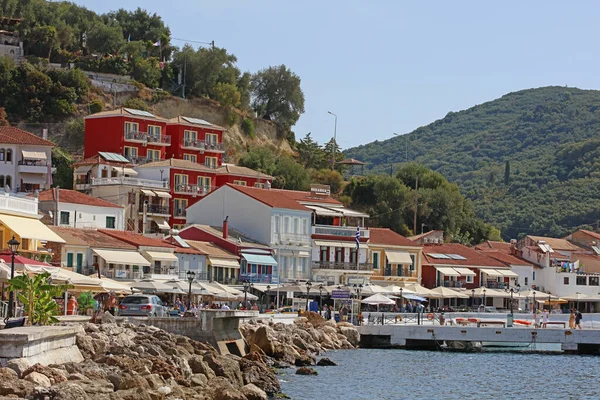 Parga Cidade Grécia Bonito Velho Colorido Edifício Exploração Viajando Fundo — Fotografia de Stock