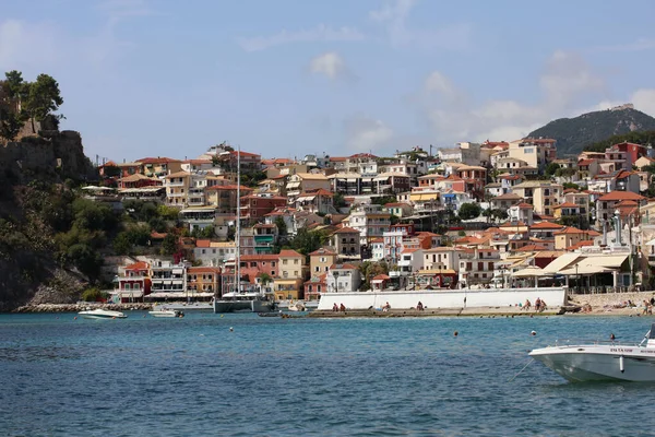 Parga Cidade Grécia Bonito Velho Colorido Edifício Exploração Viajando Fundo — Fotografia de Stock