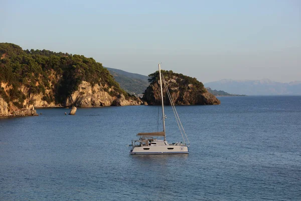 Preveza Yakınlarındaki Güzel Mavi Skala Plajı Yunan Seyahat Eden Modern — Stok fotoğraf