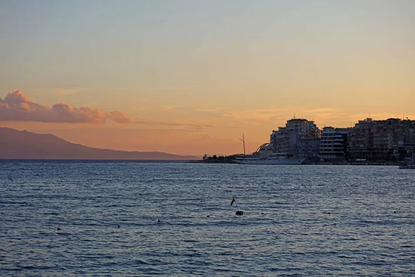 Wybrzeże Plaży Saranda Miasto Albania Lato Podróże Tło Wysokiej Jakości — Zdjęcie stockowe