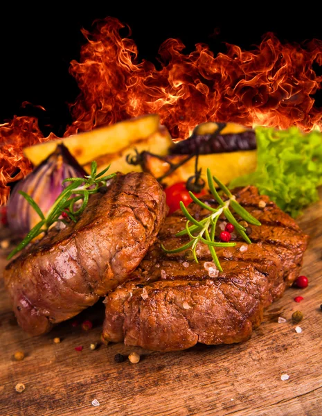 Steaks — Stock Photo, Image