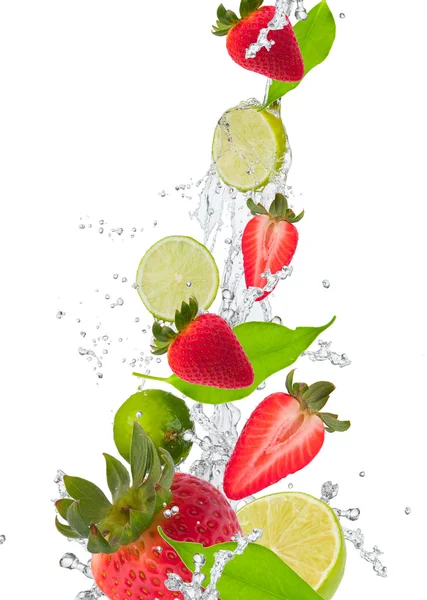 Salpicadura con frutas — Foto de Stock