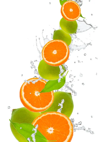 Água salpicar frutos sagacidade — Fotografia de Stock