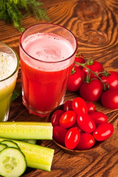 Juice on wood — Stock Photo, Image