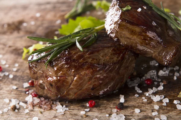 Steak on wood — Stock Photo, Image